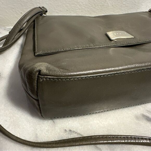 Perlina NY vintage crossbody gray buttery soft leather~ vintage - Picture 9 of 13